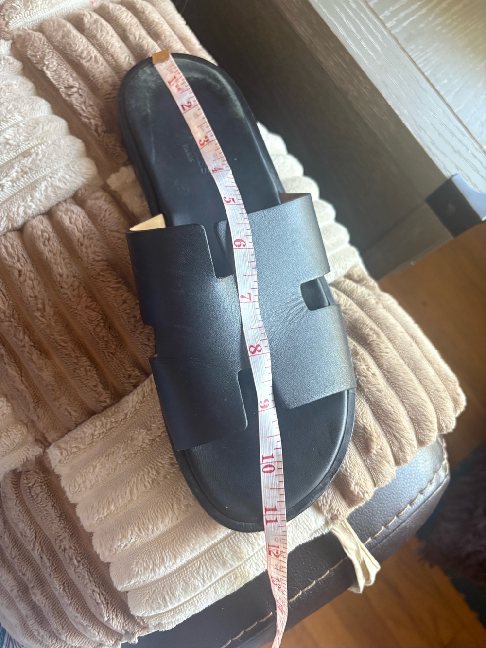 Hermes Izmir Black Leather Slide Sandals - Picture 5 of 11